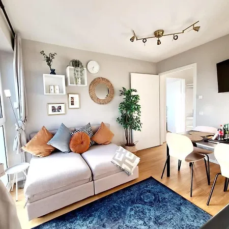 Urban Living - Top Floor Apartment Hamburg Exterior photo