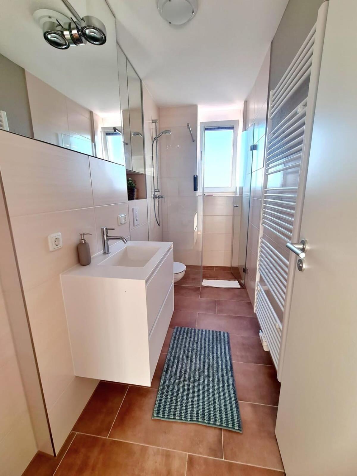 Urban Living - Floor Apartment